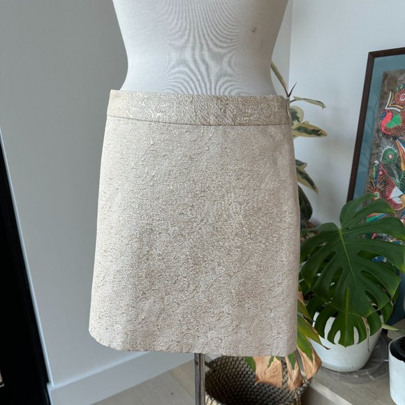 Banana Republic Gold Brocade Mini Skirt sz 4 - Picture 2 of 11